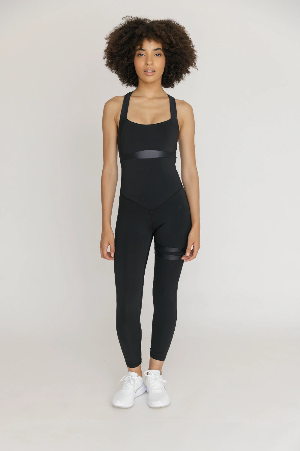 Nicole Super Black